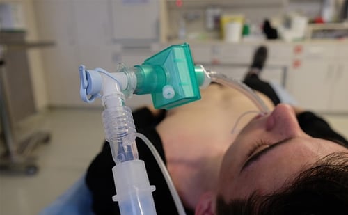 Inability to breathe without assistance from a ventilator is a symptom of  C1 and C2 injury
