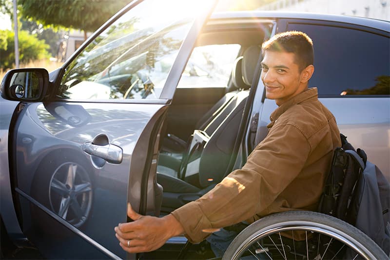 10 Recommended Car Features for Manual Wheelchair Users